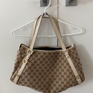 GUCCI HOBO PURSE